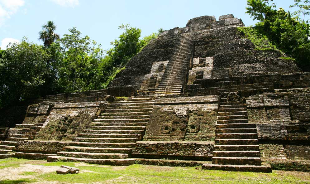 Lamanai Mayan Ruins Tour